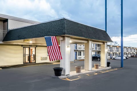 Rodeway Inn Dubuque Hotel in Dubuque