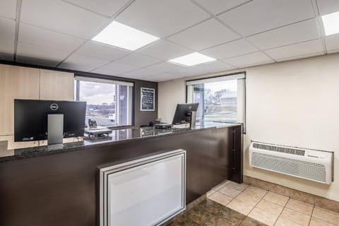 Rodeway Inn Dubuque Hotel in Dubuque