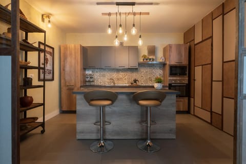 Hopestel - Secret Garden Hostel in Naples