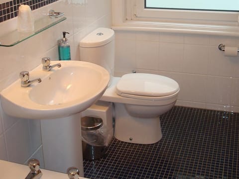 Hydro Hotel Hotel in Douglas