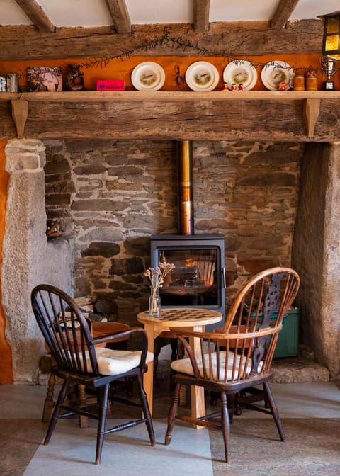 The Leaping Salmon Inn in West Devon District