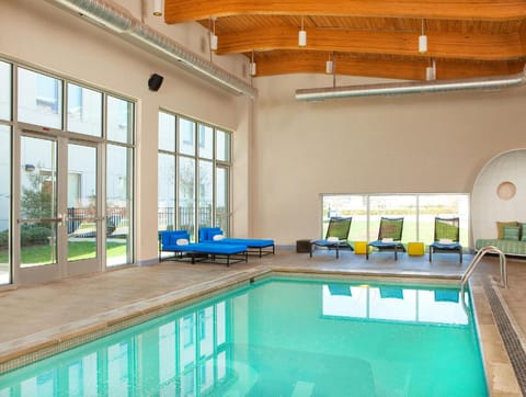 Aloft Chesapeake Hotel in Chesapeake