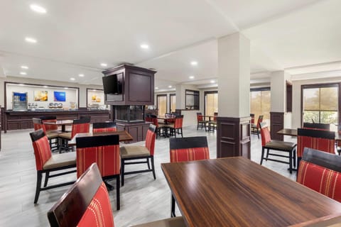 Comfort Inn Bourbonnais near I-57 Hotel in Indiana