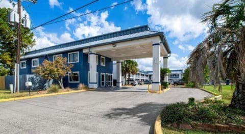Americas Best Value Inn Gonzales Hotel in Gonzales