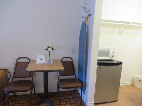 Americas Best Value Inn Weatherford, TX Motel in Weatherford