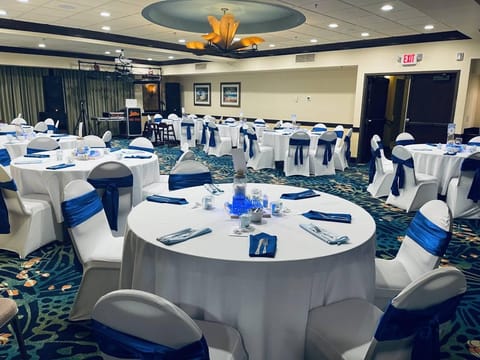 Best Western Aku Tiki Inn Hotel in Daytona Beach Shores