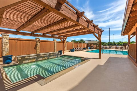 Best Western Dinosaur Valley Inn & Suites Hotel in Glen Rose