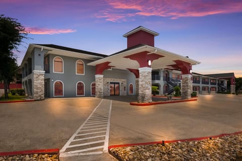 Best Western Huntsville Inn & Suites Hotel in Huntsville