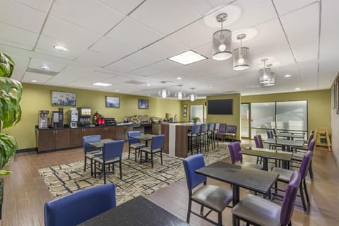 Best Western Plus McDonough Inn & Suites Hotel in McDonough