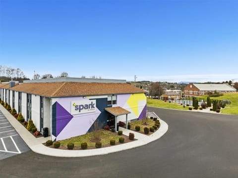 Spark by Hilton Abingdon I-81 near Fairgrounds Hotel in Abingdon