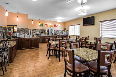 Quality Inn Dubuque on Hwy 20 Hotel in Dubuque