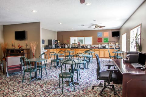 Comfort Inn Muscatine near Hwy 61 Hotel in Muscatine