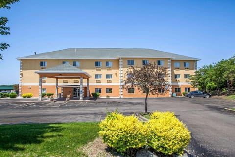 Comfort Inn Muscatine near Hwy 61 Hotel in Muscatine