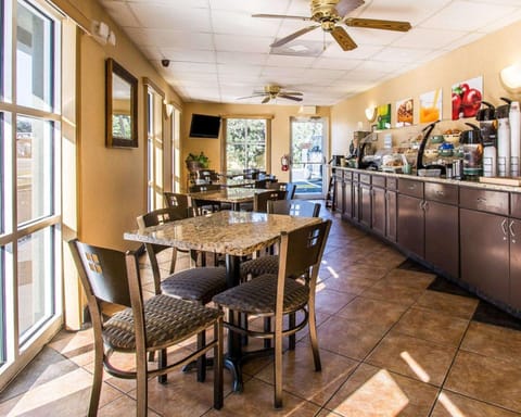 Quality Inn & Suites near Panama City Beach Hotel in Highway 30A Florida Beach