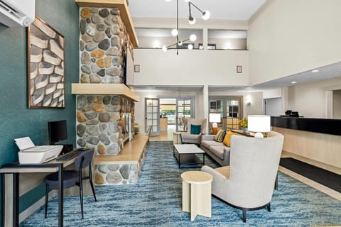 Comfort Inn Traverse City Hotel in Traverse City