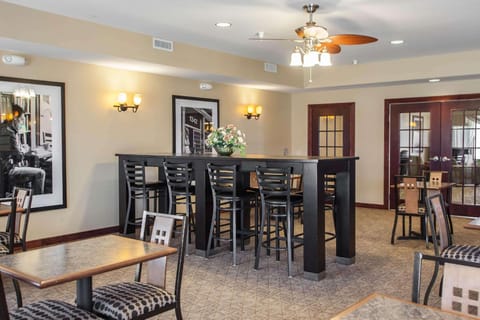 Comfort Suites Bloomington I-55 and I-74 Hotel in Bloomington