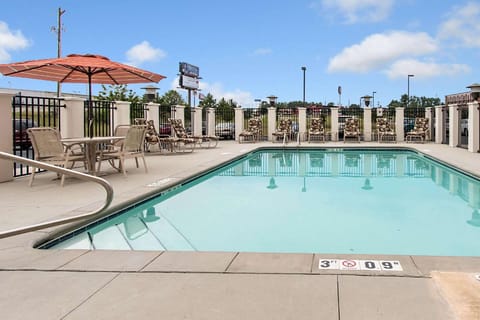 Comfort Suites Cullman I-65 Exit 310 Hotel in Cullman