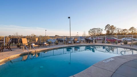 Best Western Dothan Inn & Suites Hotel in Dothan