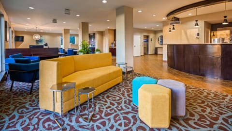 Best Western Dothan Inn & Suites Hotel in Dothan