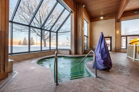 Comfort Suites Green Bay West Hotel in Howard