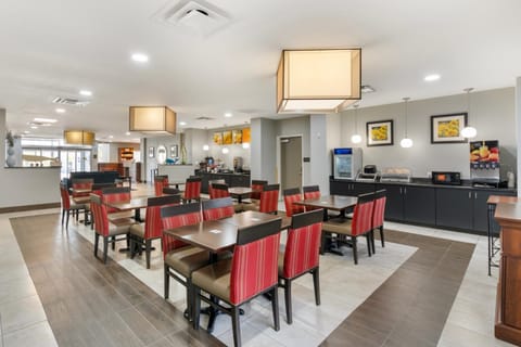 Comfort Suites West Jacksonville Hotel in Jacksonville