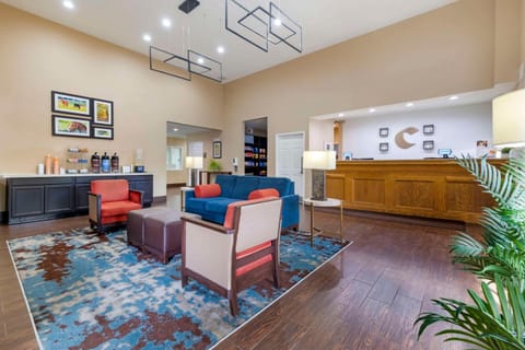 Comfort Suites Keeneland Hotel in Lexington