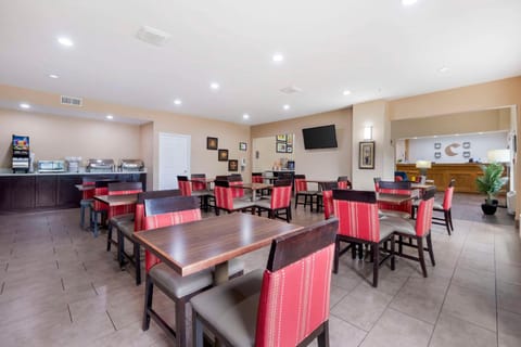 Comfort Suites Keeneland Hotel in Lexington