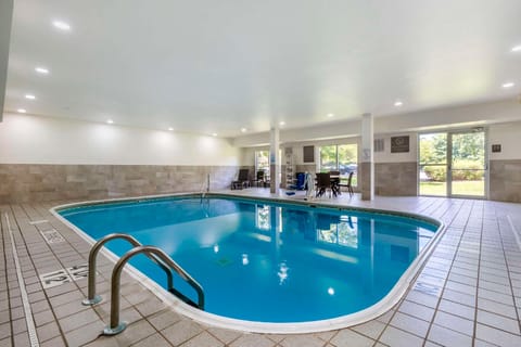 Comfort Suites Keeneland Hotel in Lexington