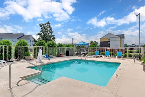 Comfort Suites Oxford I-20 exit 188 Hotel in Anniston