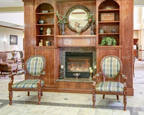 Comfort Suites University Drive Hotel in College Station