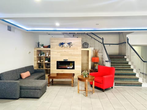 Baymont Inn & Suites by Wyndham Morrow/Atlanta I-75 South Hotel in Morrow