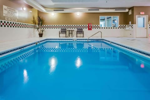 Country Inn & Suites by Radisson, Gurnee, IL Hotel in Gurnee