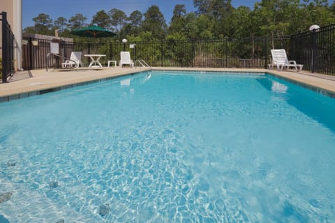 Country Inn & Suites by Radisson, Saraland, AL Hotel in Saraland