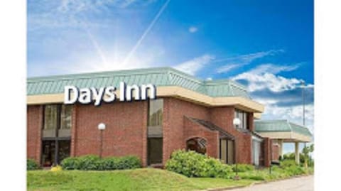 Days Inn by Wyndham Rolla Hotel in Rolla