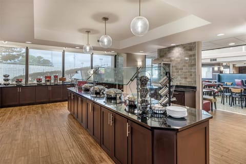 Drury Inn & Suites Atlanta Morrow Hotel in Morrow