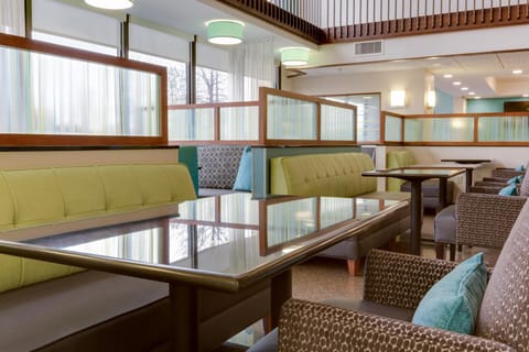 Drury Inn & Suites Birmingham Grandview Hotel in Vestavia Hills