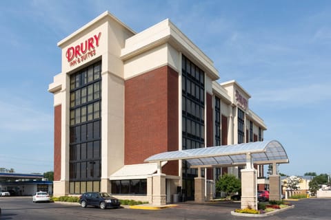 Drury Inn & Suites Terre Haute Hotel in Terre Haute