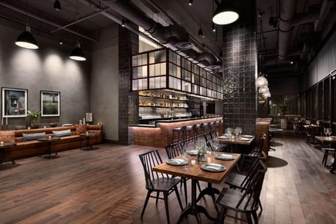 Valley Hotel Homewood Birmingham, Curio Collection by Hilton Hotel in Homewood