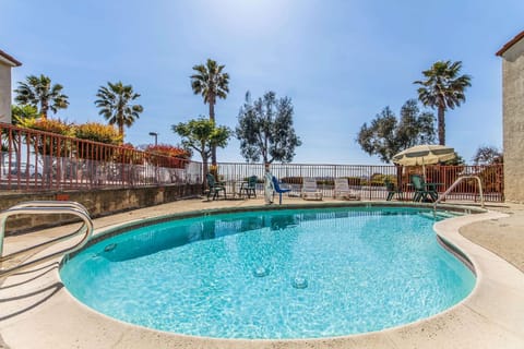 Econo Lodge Castro Valley I-580 Hotel in Castro Valley