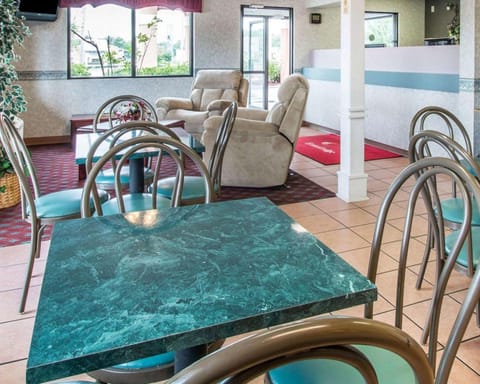 Econo Lodge Dothan West Hotel in Dothan