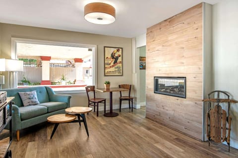 Econo Lodge Inn & Suites Durango Hotel in Durango