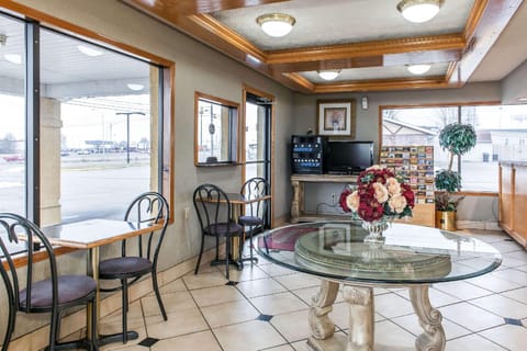 Econo Lodge Seymour Hotel in Indiana