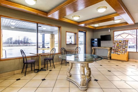 Econo Lodge Seymour Hotel in Indiana