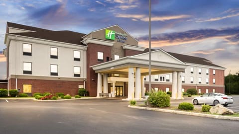 Holiday Inn Express Hotel & Suites Van Wert By IHG Hotel in Ohio