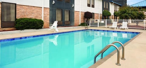 HomeTown Hotel Bryant Hotel in Bryant