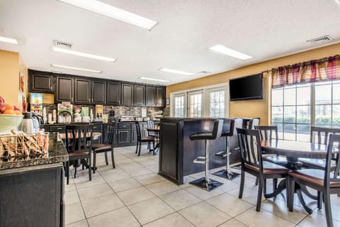 Quality Inn Bessemer I-20 exit 108 Hotel in Bessemer