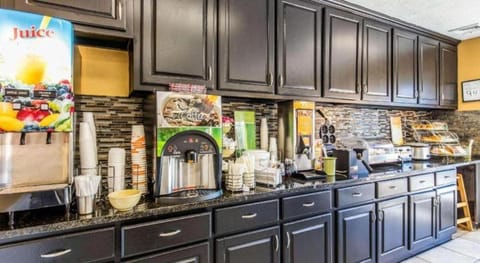 Quality Inn Bessemer I-20 exit 108 Hotel in Bessemer