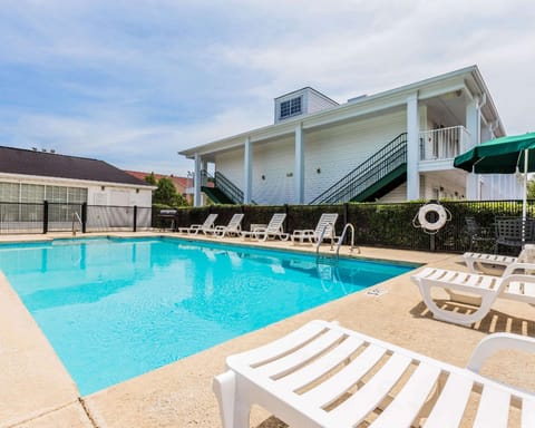 Quality Inn Trussville I-59 exit 141 Hotel in Trussville