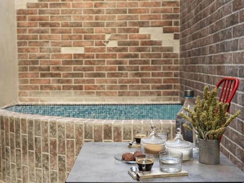 18 Micon Street Hotel in Athens