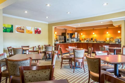 Quality Inn Colchester - Burlington Hotel in Burlington